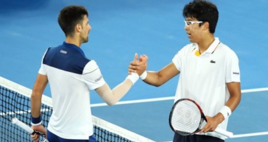 AUSTRALIJEN OPEN 2018 - OSMINA FINALA: Novak poražen od Čunga, novi problemi sa laktom