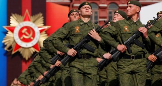 70 GODINA POBEDE NAD FAŠIZMOM: Parada pobednika na moskovskom Crvenom trgu 