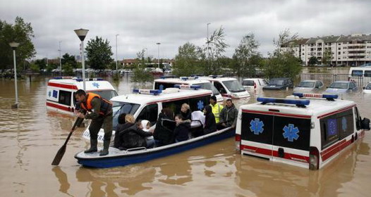 Poplave u Srbiji - telefoni i žiro-računi za pomoć ugroženima